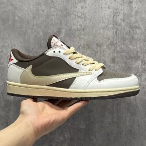 jordan 1 retro low og sp travis scott reverse mocha